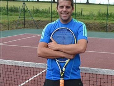 contact-tennis-coach-leeds